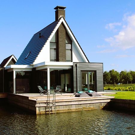 Peaceful Villa On The Water In Stavoren Extérieur photo